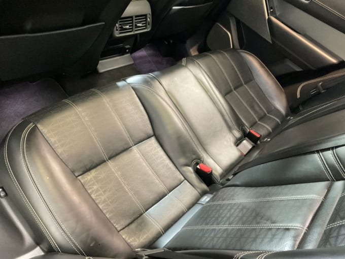 2025 Land Rover Range Rover Velar