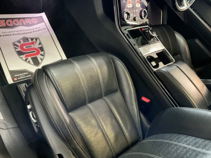 2025 Land Rover Range Rover Velar