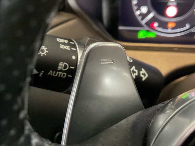 2025 Land Rover Range Rover Velar