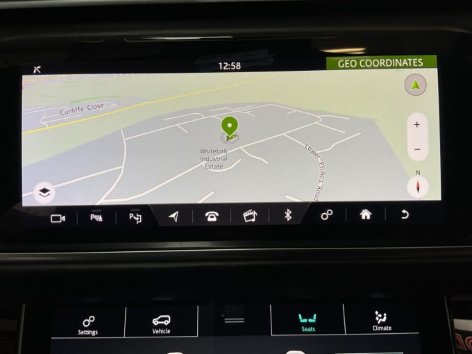 2025 Land Rover Range Rover Velar