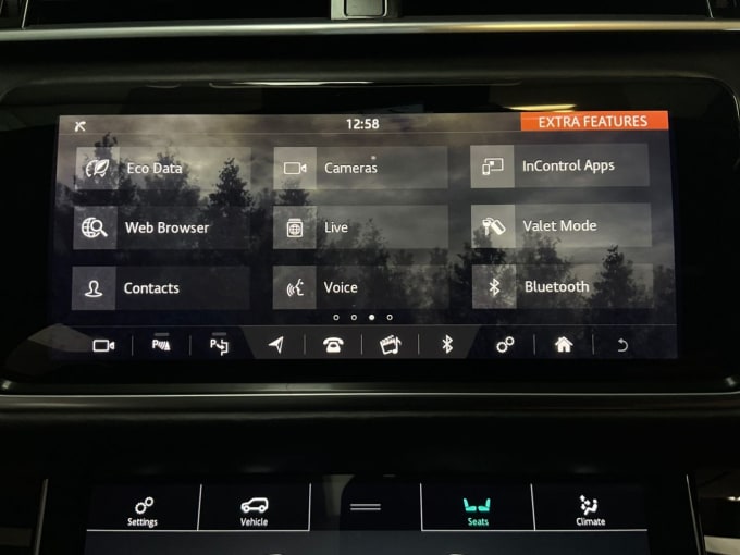 2025 Land Rover Range Rover Velar