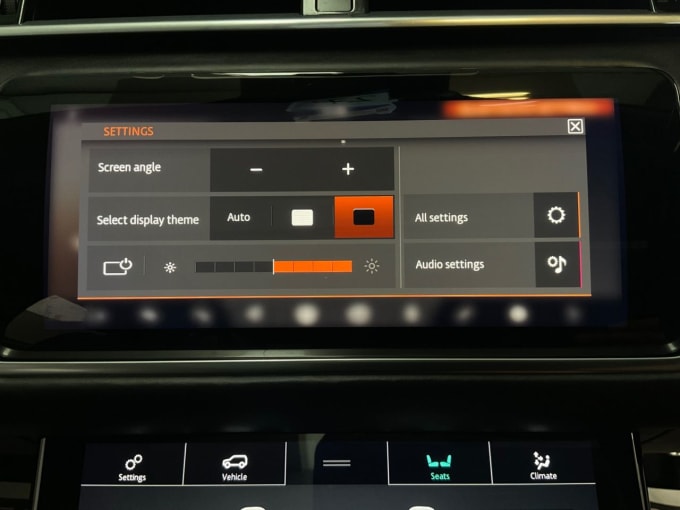 2025 Land Rover Range Rover Velar