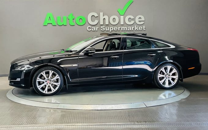 2025 Jaguar Xj