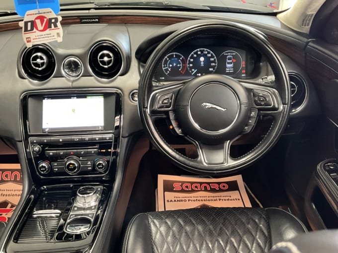 2025 Jaguar Xj