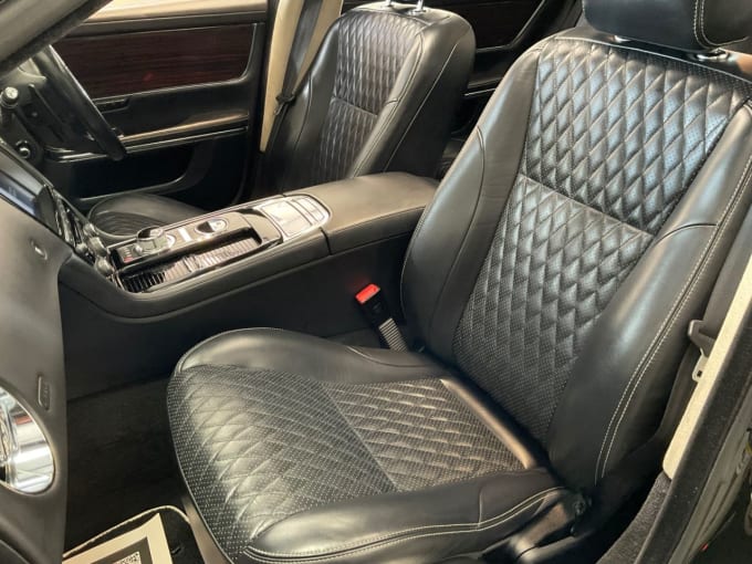 2025 Jaguar Xj