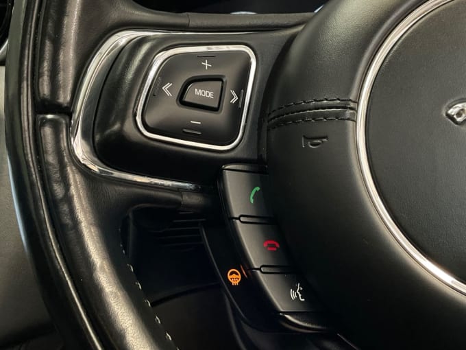 2025 Jaguar Xj