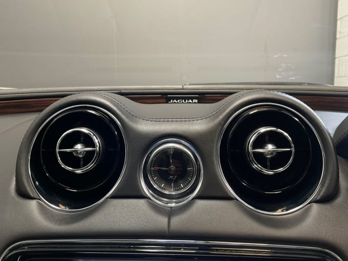 2025 Jaguar Xj