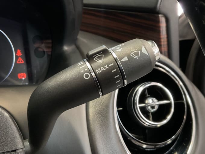 2025 Jaguar Xj