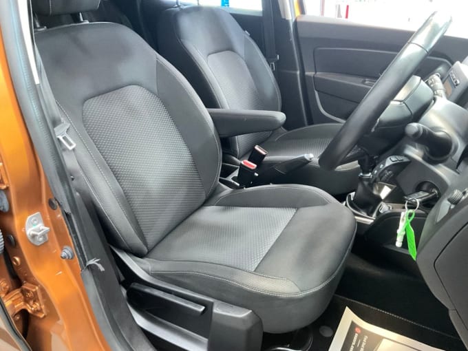 2025 Dacia Duster