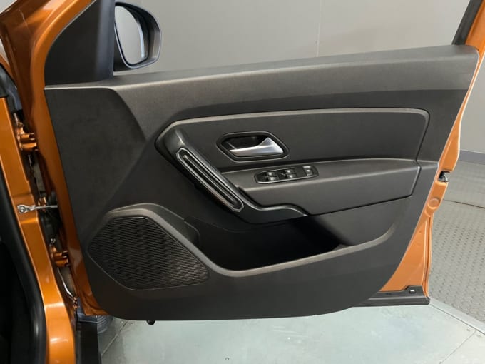 2025 Dacia Duster