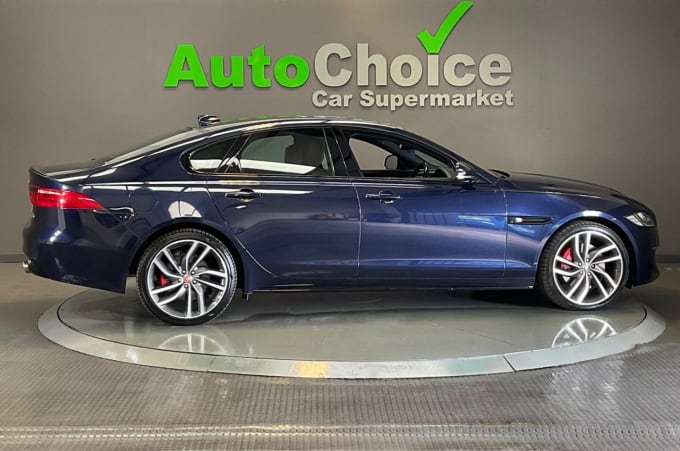 2025 Jaguar Xf