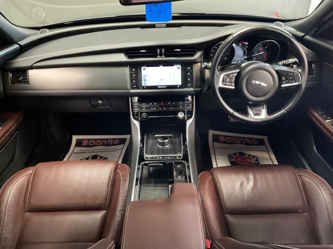 2025 Jaguar Xf