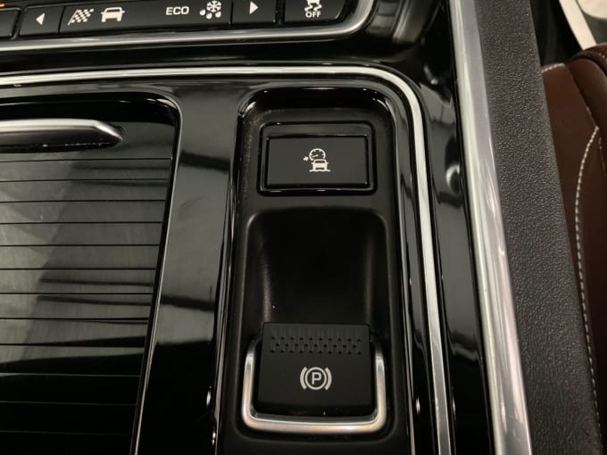 2025 Jaguar Xf