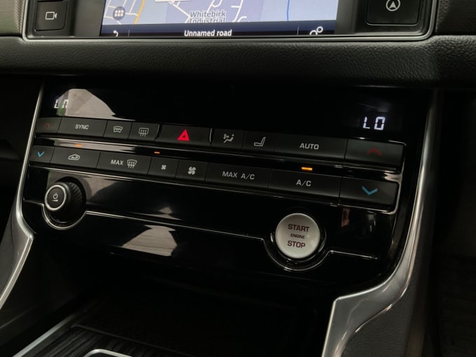 2025 Jaguar Xf