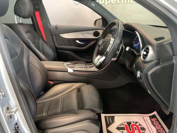 2025 Mercedes-benz Glc