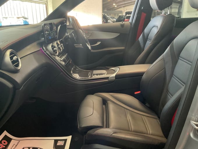 2025 Mercedes-benz Glc