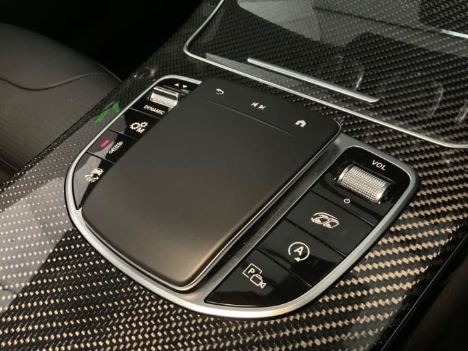 2025 Mercedes-benz Glc