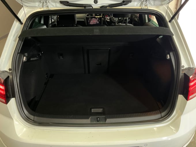 2025 Volkswagen Golf