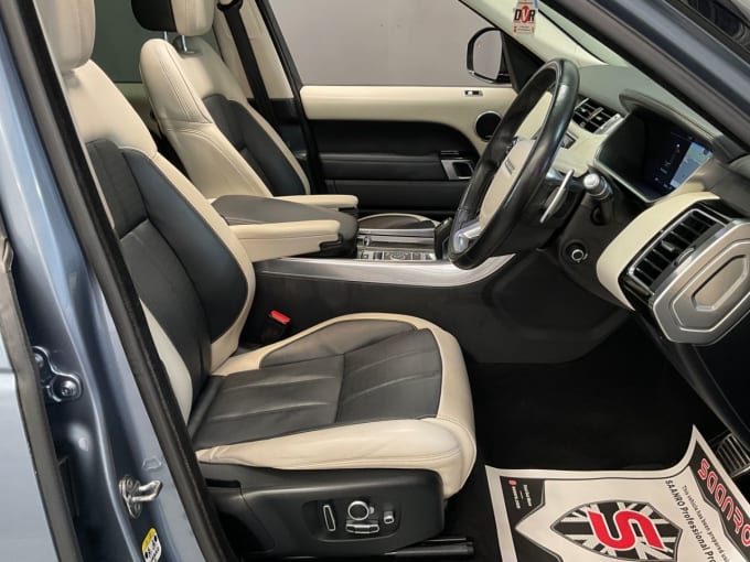 2025 Land Rover Range Rover Sport