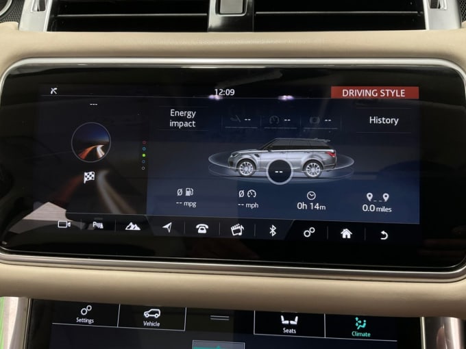2025 Land Rover Range Rover Sport
