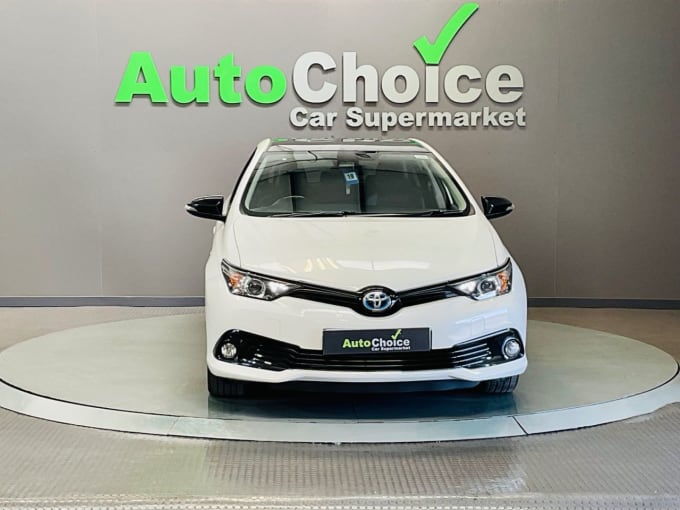 2025 Toyota Auris