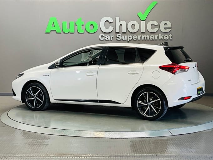 2025 Toyota Auris