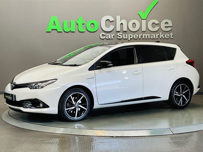 2025 Toyota Auris