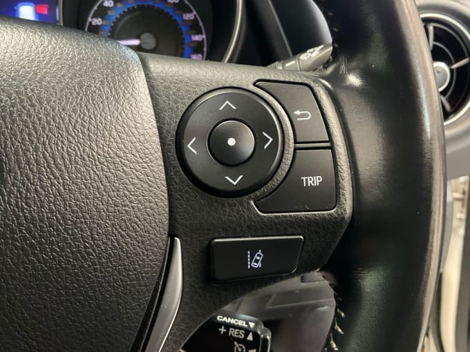 2025 Toyota Auris