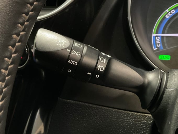 2025 Toyota Auris