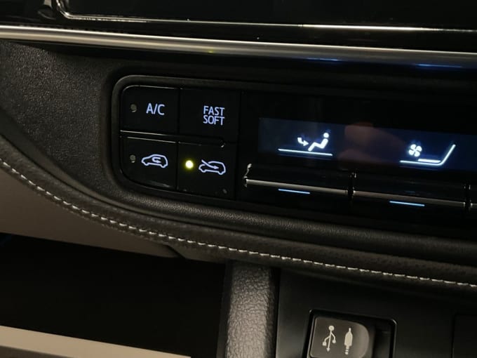 2025 Toyota Auris
