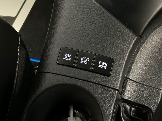 2025 Toyota Auris
