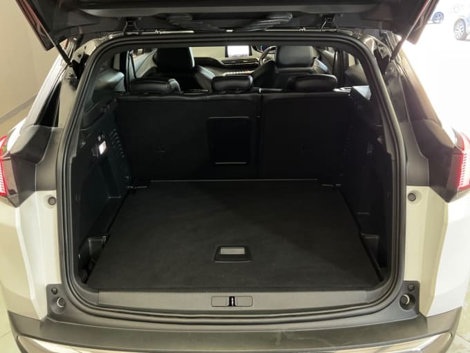 2025 Peugeot 3008
