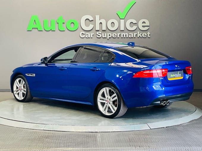 2025 Jaguar Xe