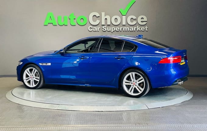 2025 Jaguar Xe
