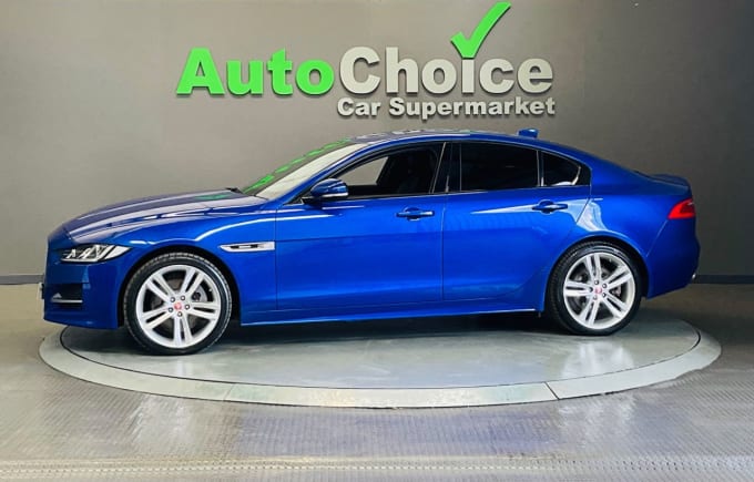 2025 Jaguar Xe
