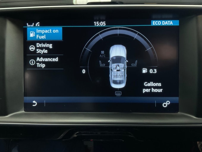 2025 Jaguar Xe
