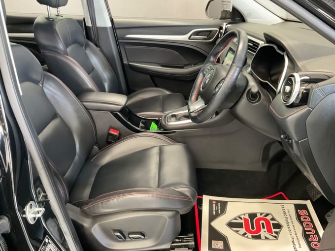 2025 Mg Mg Zs