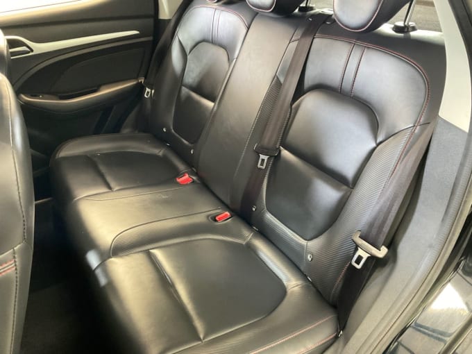 2025 Mg Mg Zs