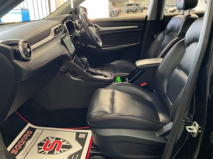 2025 Mg Mg Zs