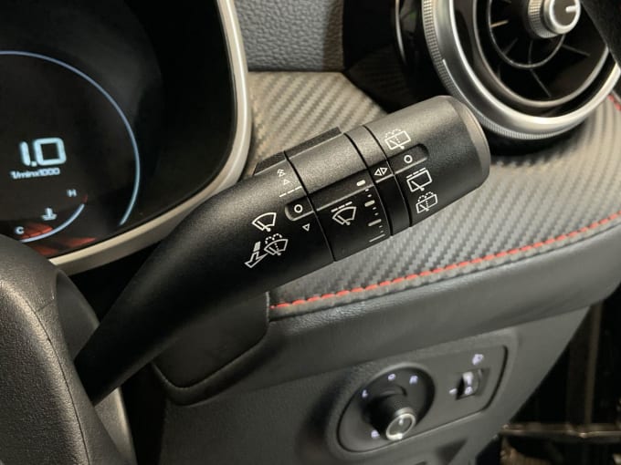2025 Mg Mg Zs