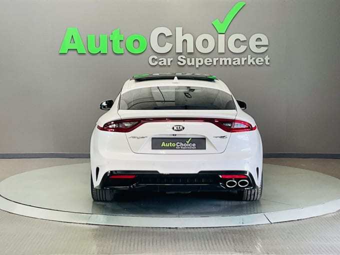 2025 Kia Stinger