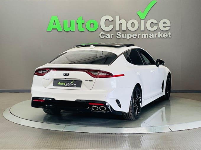 2025 Kia Stinger