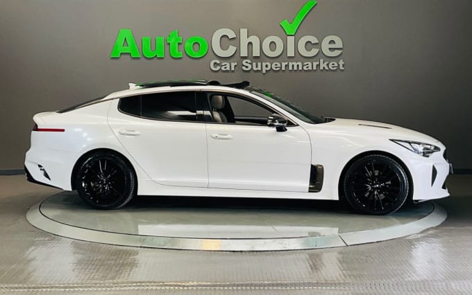 2025 Kia Stinger