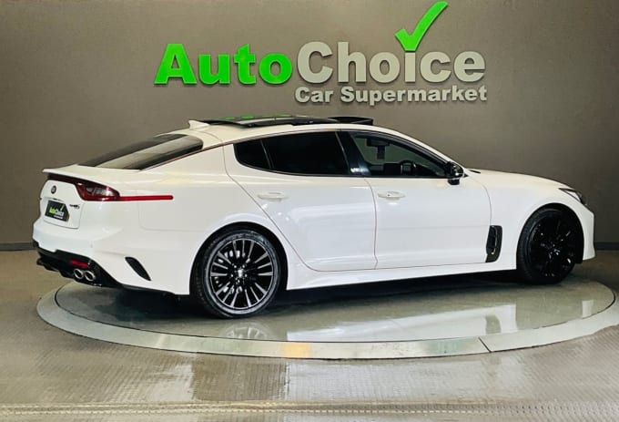 2025 Kia Stinger