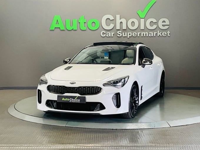 2025 Kia Stinger