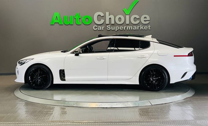 2025 Kia Stinger