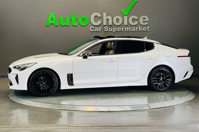 2025 Kia Stinger