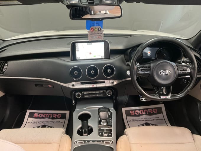 2025 Kia Stinger