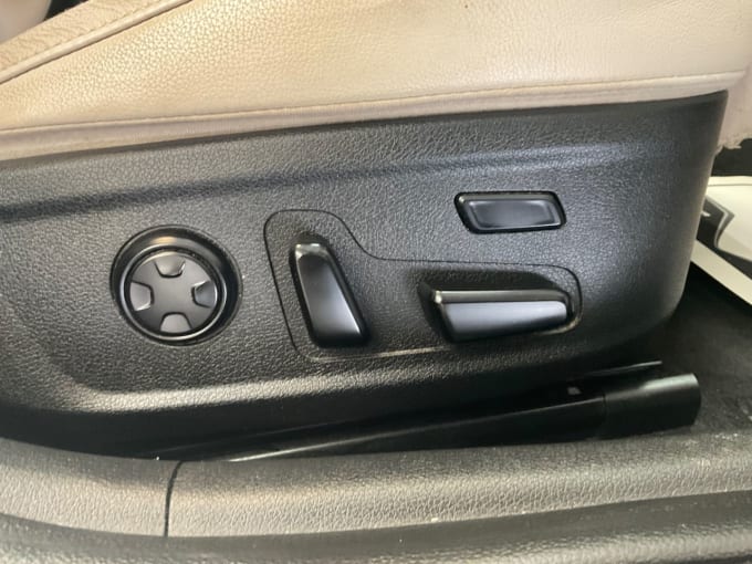 2025 Kia Stinger