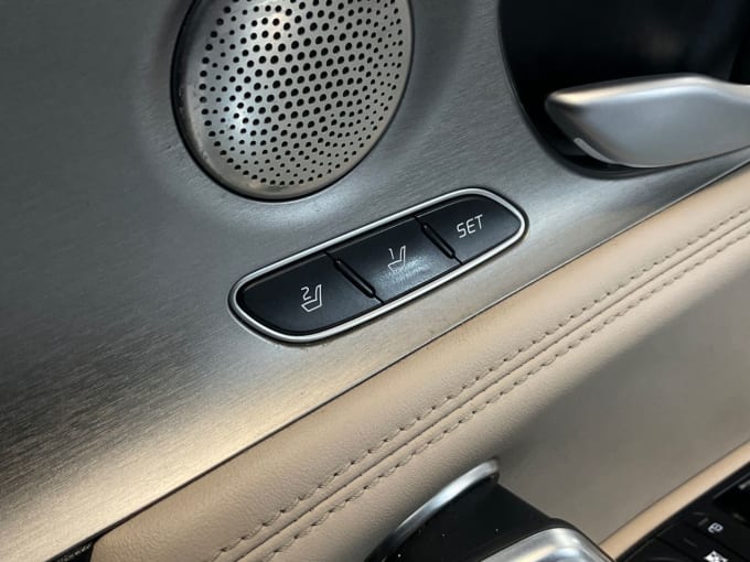 2025 Kia Stinger